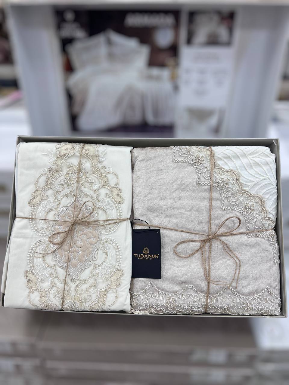 NEVRESİM TAKIMI VE YATAK ÖRTÜSÜ